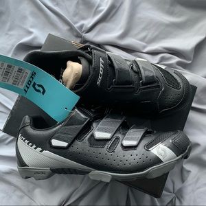 NWT Womens Scott Mountain bike shoe size 38